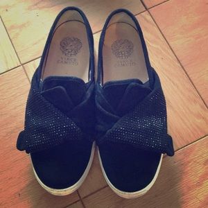 Worn once Suede Vince Camuto shoes size 8W or 38